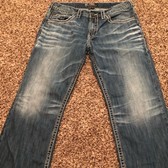 Sold - Picture 3 of 8